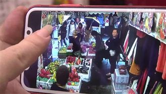 看準市場人潮多！3外籍扒手秒偷手機