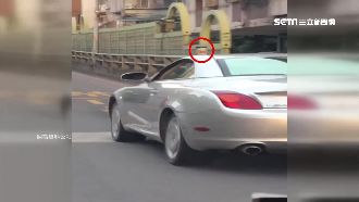 飲料「神準」入駕駛座　後車直擊笑歪