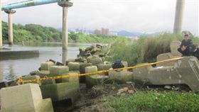 新北,板橋,溪崑河,浮屍,輕生,失蹤（圖／翻攝畫面）