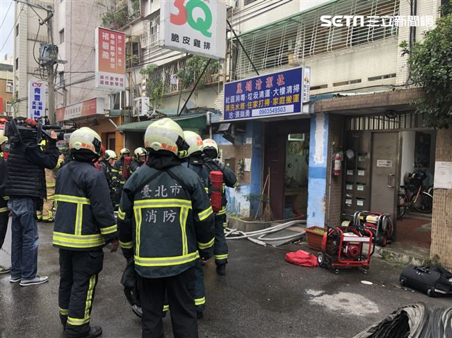 地下室起火！傳8旬老婦受困火場！