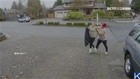 女賊上門偷包裹 美保姆奮勇抓賊