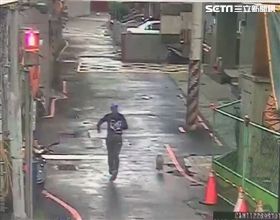 莊女,狂奔,被鬼追,電波女