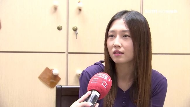 藥妝店樓梯太窄　她摔慘濺血縫10針