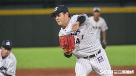 日職東軍岩橋慶侍  圖／記者林敬旻攝