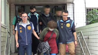 警查緝賭場霸氣一踹　阻賭客逃逸路線