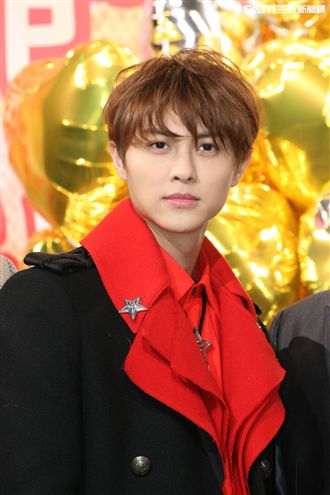 邱勝翊(王子)出席空中義賣活動|娛樂圖輯|娛樂星聞 STAR.SETN.COM