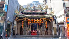 艋舺青山宮外觀（翻攝畫面）