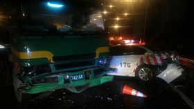 社會,中山高,南下,外線車道,意外,車禍,追撞　圖／翻攝畫面