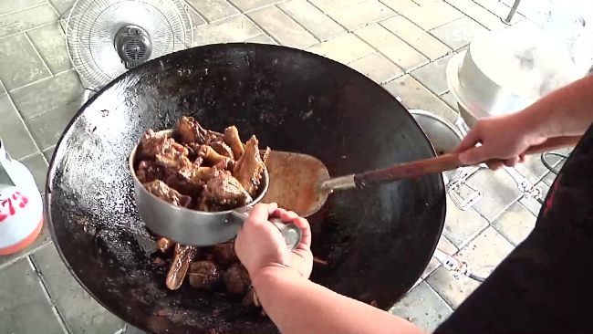 4種NG炒菜方式易致癌　你中了嗎？