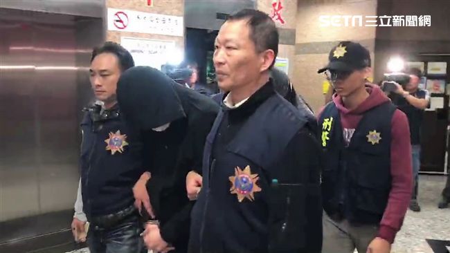 試槍害女騎士臉破舌斷　他們見死不救