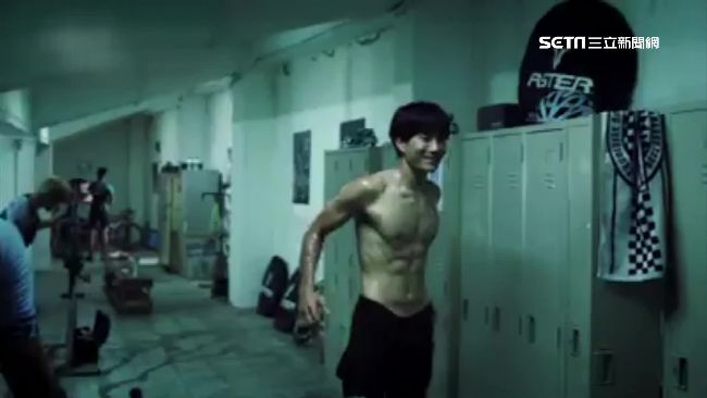 最新華劇大玩科技梗　機器人陪你聊天