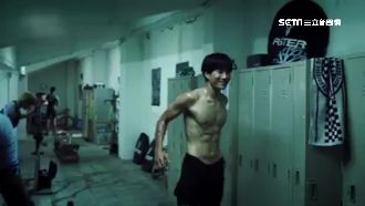 最新華劇大玩科技梗　機器人陪你聊天