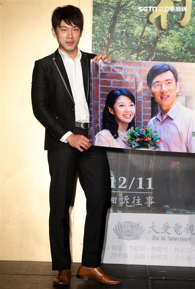 大愛「竹南往事」演員韓瑜、李政穎、楊慶煌、傅小芸、陳熙鋒、柯素雲等，出席上檔記者會。（記者邱榮吉/攝影）