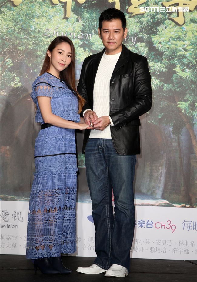 大愛「竹南往事」演員韓瑜、李政穎、楊慶煌、傅小芸、陳熙鋒、柯素雲等，出席上檔記者會。（記者邱榮吉/攝影）