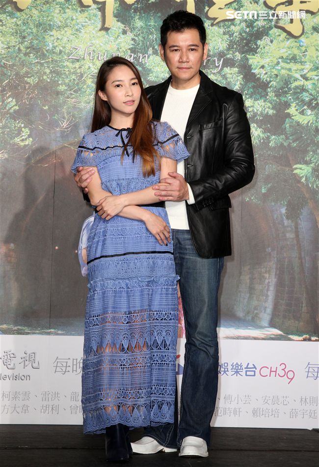 大愛「竹南往事」演員韓瑜、李政穎、楊慶煌、傅小芸、陳熙鋒、柯素雲等，出席上檔記者會。（記者邱榮吉/攝影）