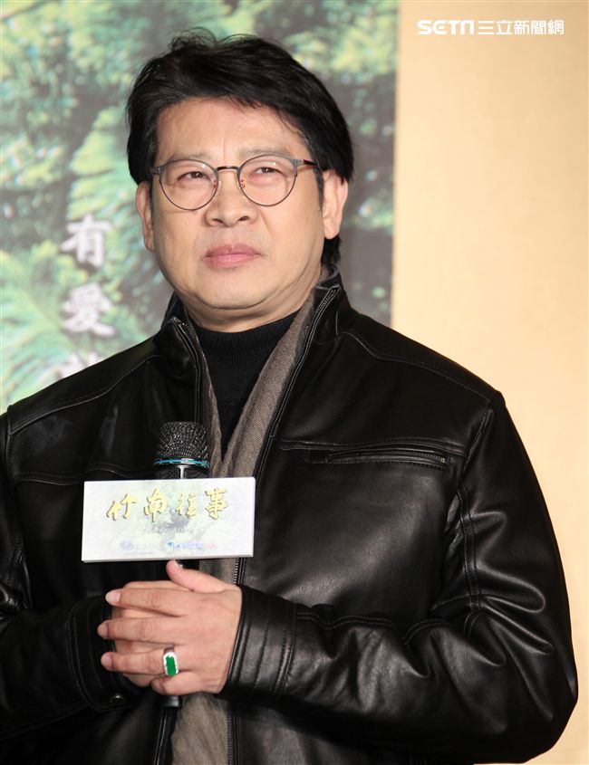 大愛「竹南往事」演員韓瑜、李政穎、楊慶煌、傅小芸、陳熙鋒、柯素雲等，出席上檔記者會。（記者邱榮吉/攝影）