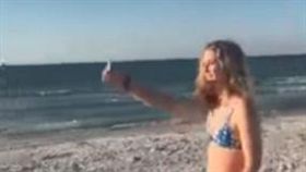 美國,海鷗,餵食,危險,爭搶,影片　圖／翻攝自YouTube