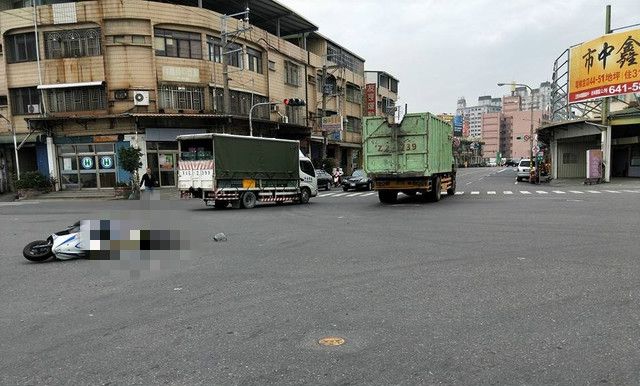 碩士生騎車撞上大貨車　頭部遭輾身亡