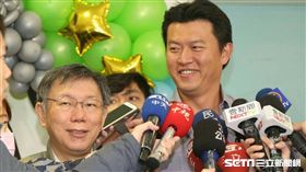 柯文哲出席北體20周年 合體王建民 北市府提供