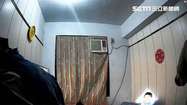兒引瓦斯鎖房尋短　父求助警苦勸成功