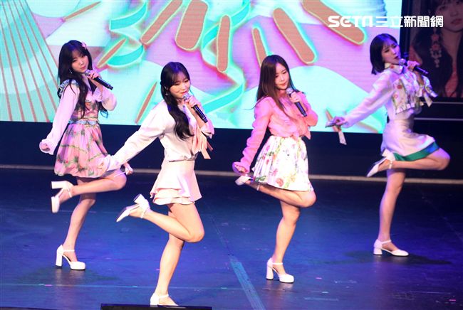 韓國女子團體Lovelyz粉絲見面會。（記者邱榮吉/攝影）