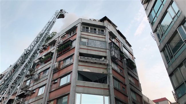 頂樓加蓋又起火　所幸這次無人傷亡
