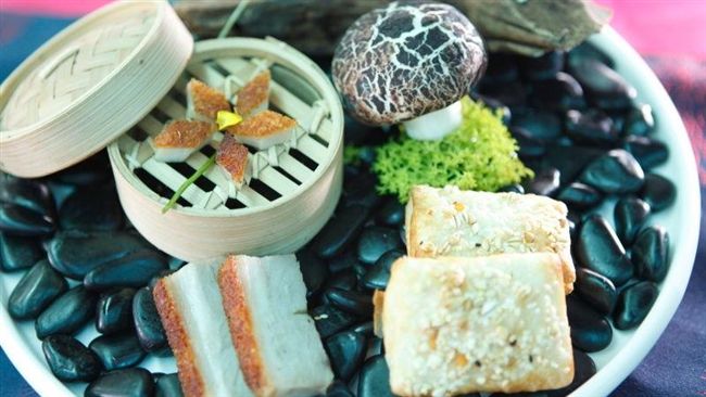 讚到吃手手！舞出國產好「豬」味