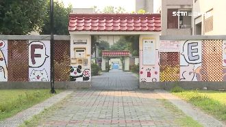 雲科大「消失的鐵門」　欺騙你的視覺