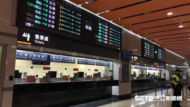 疏運演唱會人潮　高鐵增開11班列車