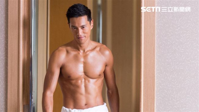 《已讀》收視開紅盤　鍾承翰曬肌帥炸