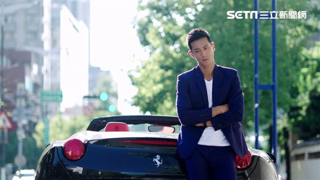 《已讀》鮮肉太可口　PTT超速爆！