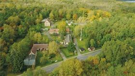 Karhausen Auction House,Alwine,拍賣,村莊,退休,德國,柏林,地產　圖／翻攝自Karhausen Auction House