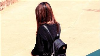 網路惡狼　逼拍上百少女裸照要脅猥褻