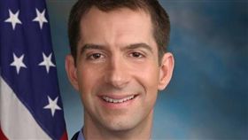 美國共和黨聯邦參議員柯頓（Tom Cotton）臉書、推特