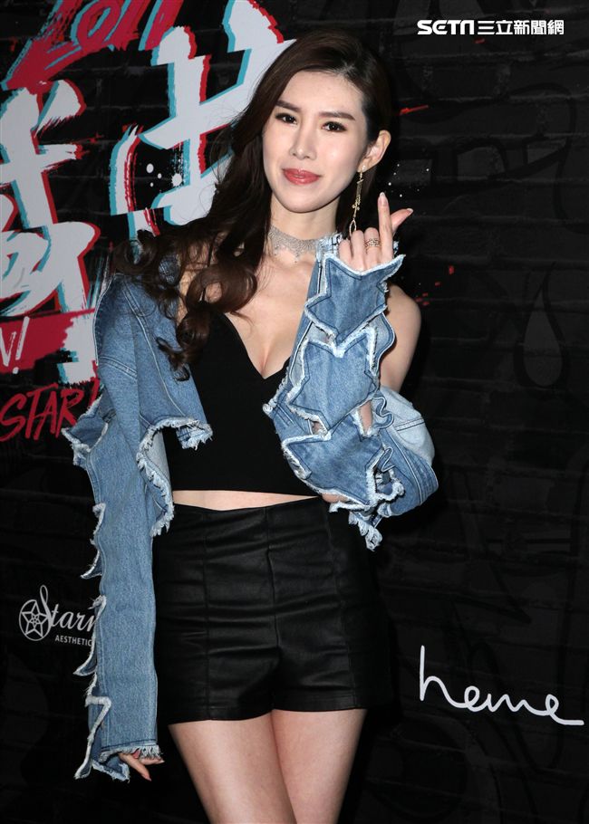 性感正妹茉羚。（記者邱榮吉/攝影）