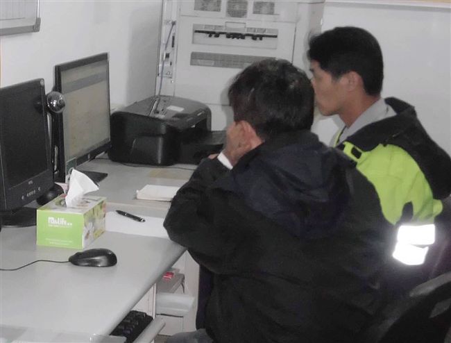 男疑生意失敗引廢氣尋短　警機警救援
