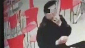 拆牙套試戴沒付錢　館長怒開直播開嗆