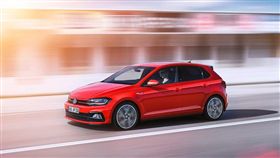 2018年Polo GTI使用與Golf GTI相同的2.0渦輪增壓引擎。（圖／VW提供）