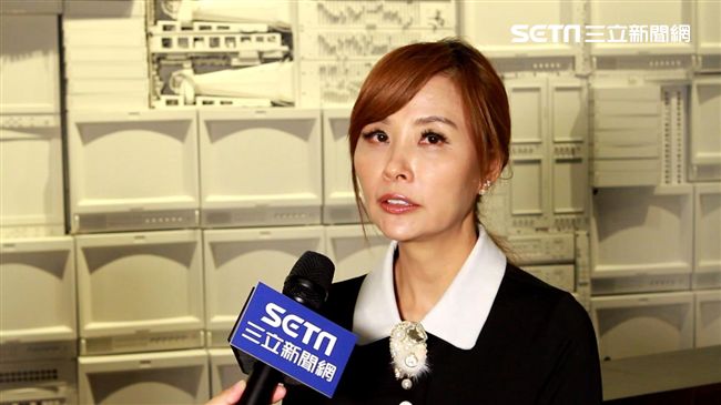 許聖梅歪嘴聊卦！整形過頭成土石流…