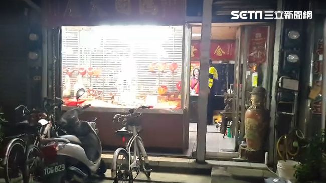 嘉義銀樓晚間傳搶案！男逃逸警追捕中