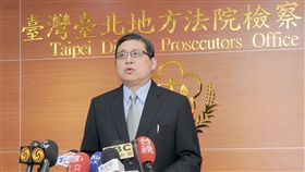 馬英九控邢泰釗涉洩密　北檢：依法辦理北檢偵辦三中案，前總統馬英九13日告發北檢檢察長邢泰釗等涉洩密；北檢發言人周士榆（圖）晚間召開記者會指出，將依法辦理。中央社記者王揚宇攝　106年12月13日