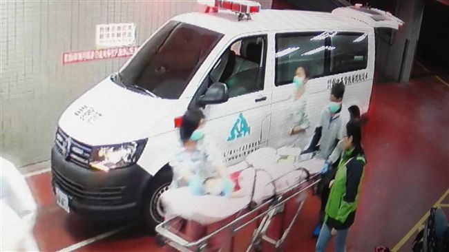 彰化母攜2子燒炭輕生　醫院搶救中