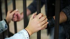 澳洲政府獎勵表現良好囚犯，可在單人房和伴侶發生性行為。（圖／翻攝Daily Mail）