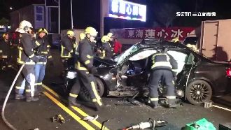 一場車禍損失慘烈　兩台BMW受損