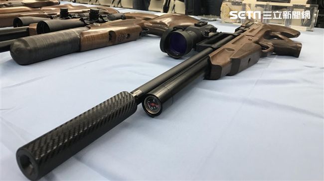 試射打傷女騎士　兇槍威力逾3百焦耳