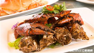 辣椒螃蟹過癮　星國海鮮餐廳之首登台