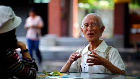 紀念詩人余光中　公視播映紀錄片緬懷