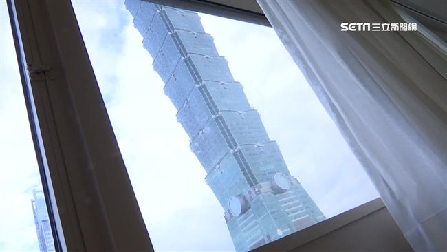 跨年煙火房秒殺　年輕人瘋夜衝迎曙光