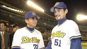 仰木彬與鈴木一朗（圖／翻攝自推特）