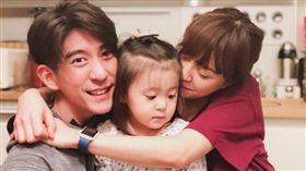 陳意涵,修杰楷(圖/翻攝自微博)